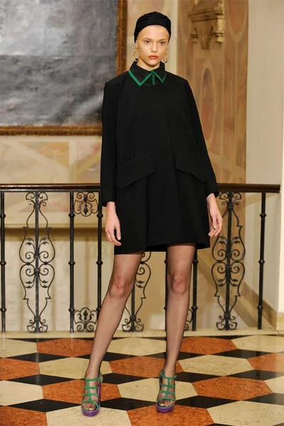 Look 8